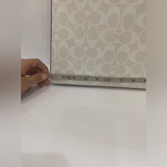 COACH 🟤 - Picture 15 of 16